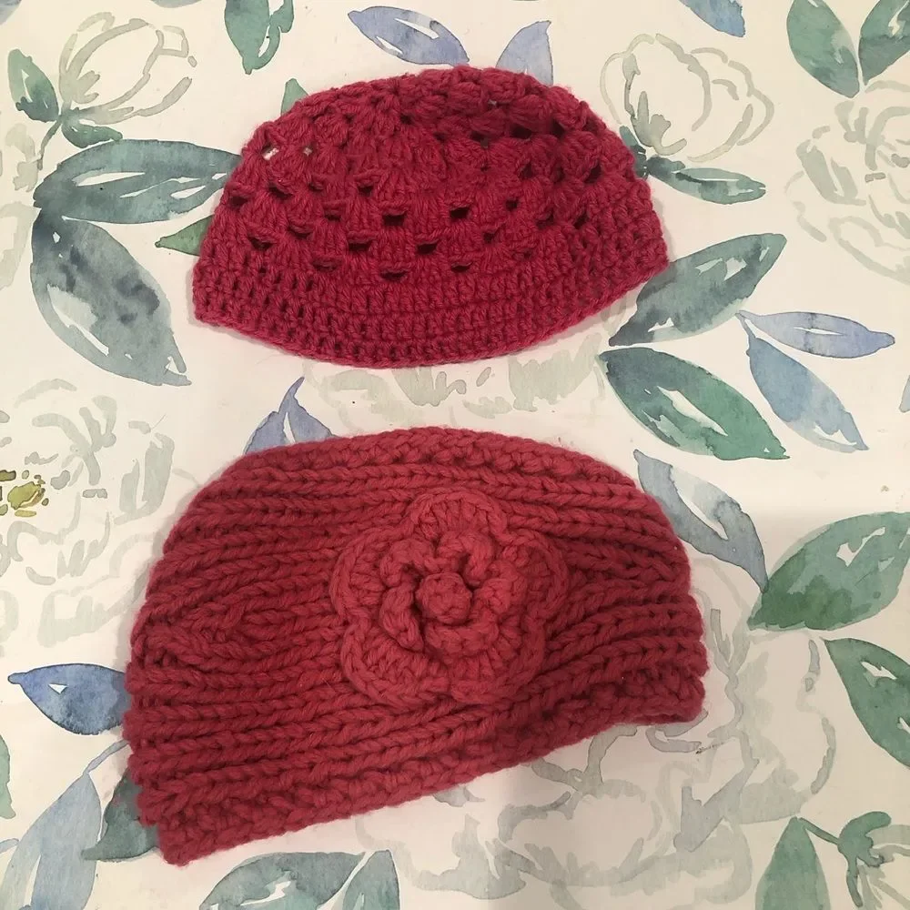 Pair of Girl’s Pink Knit Accessories(3 items@$15)